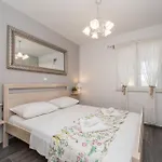 Edena With Heated Pool Privlaka (Zadar)
