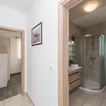 Edena With Heated Pool Villa *