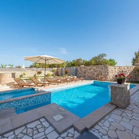 Vila Edena With Heated Pool Privlaka (Zadar)