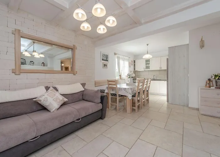 Edena With Heated Pool * Privlaka (Zadar)