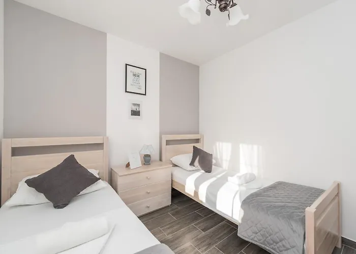 Villa Edena With Heated Pool