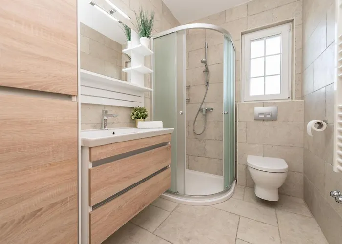 Edena With Heated Pool Villa *