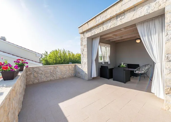 Edena With Heated Pool Villa Privlaka (Zadar)